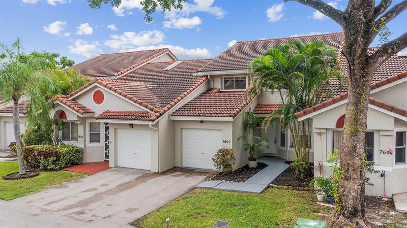 Image 4 of 44 For 7602 Pinewalk Dr  154