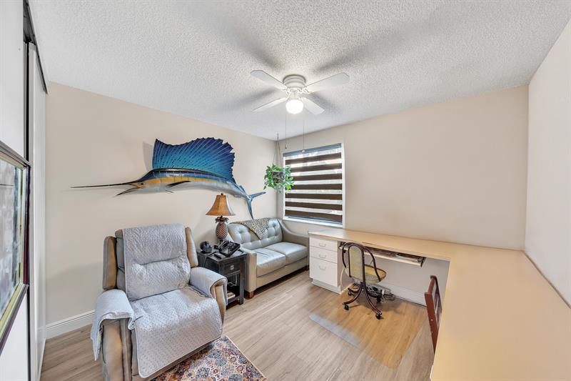 Image 26 of 45 For 4101 Coral Tree Cir  116