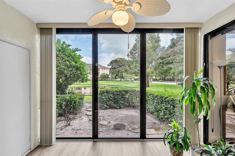 Image 32 of 45 For 4101 Coral Tree Cir  116