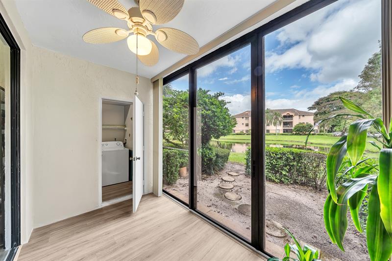 Image 33 of 45 For 4101 Coral Tree Cir  116