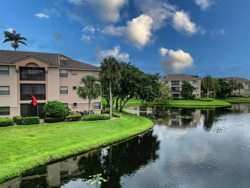 Image 38 of 45 For 4101 Coral Tree Cir  116