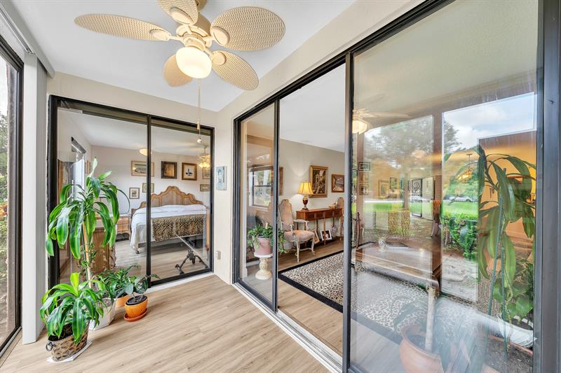 Image 7 of 45 For 4101 Coral Tree Cir  116
