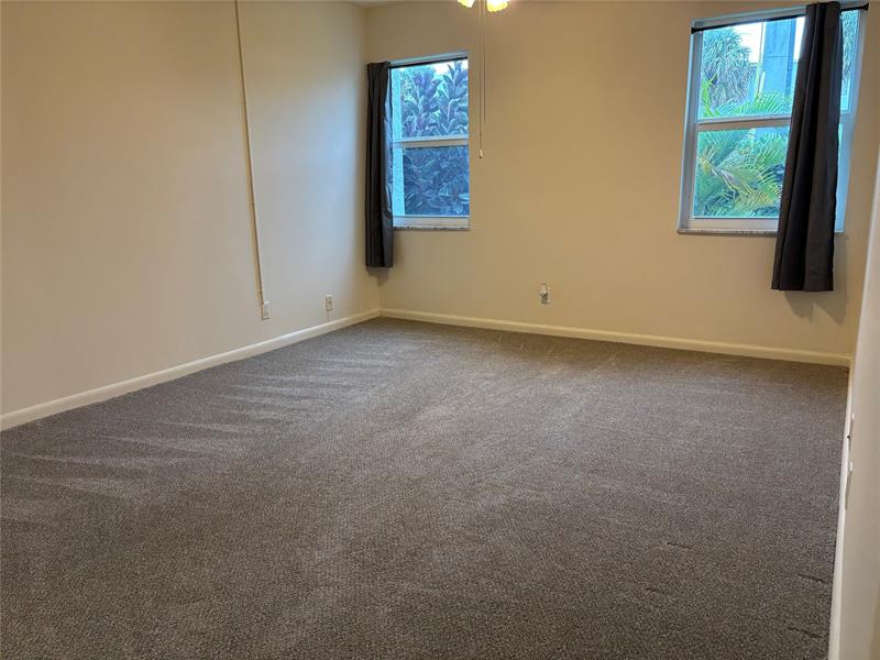 Image 11 of 14 For 860 6th Ave  303
