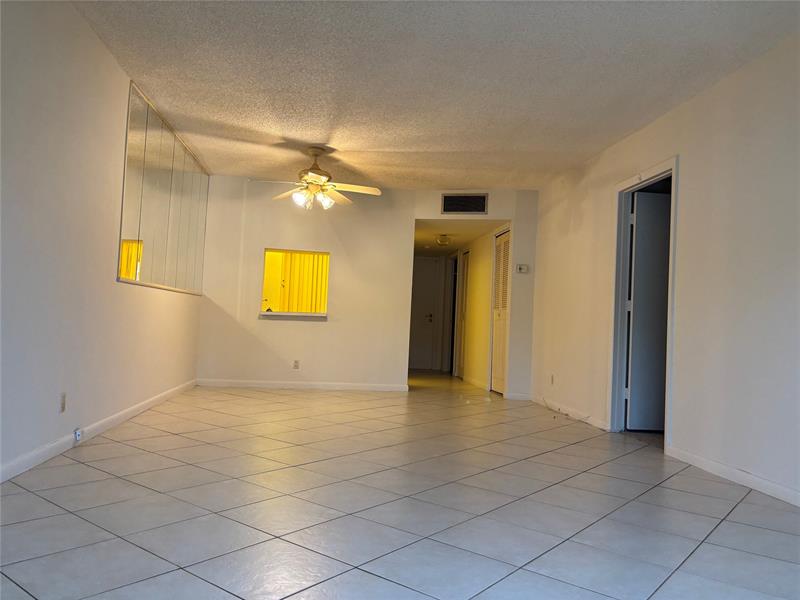 Image 7 of 14 For 860 6th Ave  303