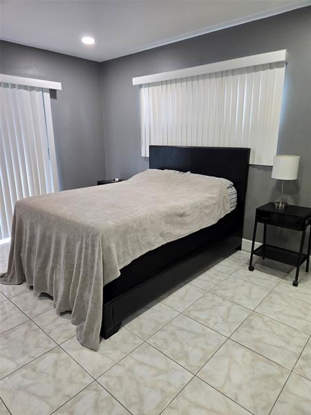 Image 11 of 64 For 229 Durham E  229