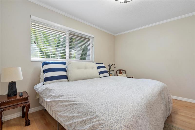 Image 12 of 28 For 921 13th St  3