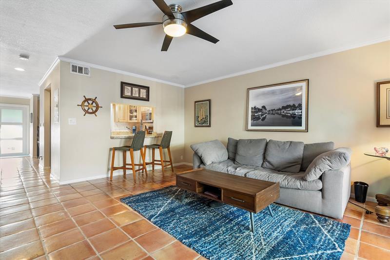 Image 5 of 28 For 921 13th St  3