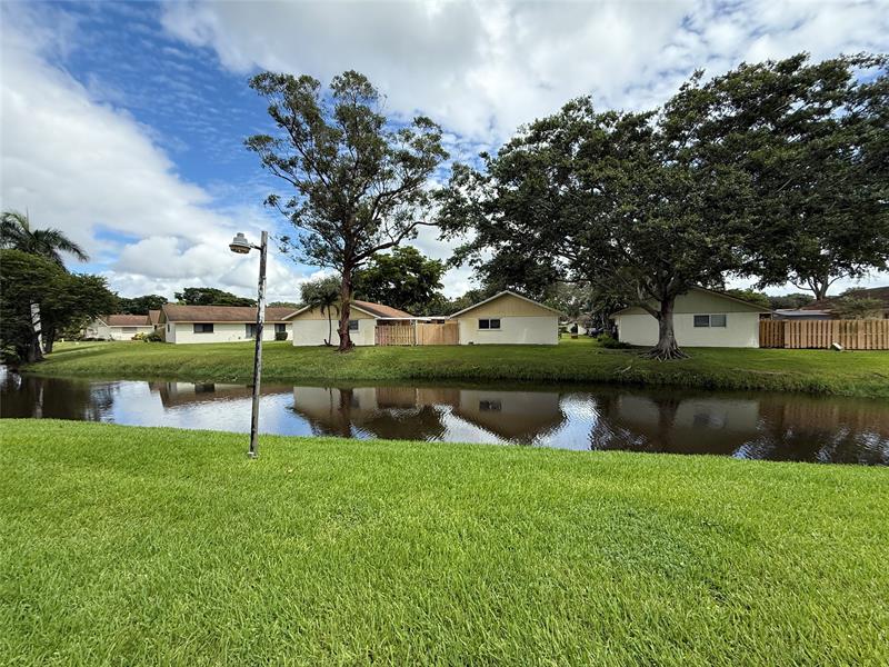 Image 38 of 40 For 3656 Citrus Trce  4