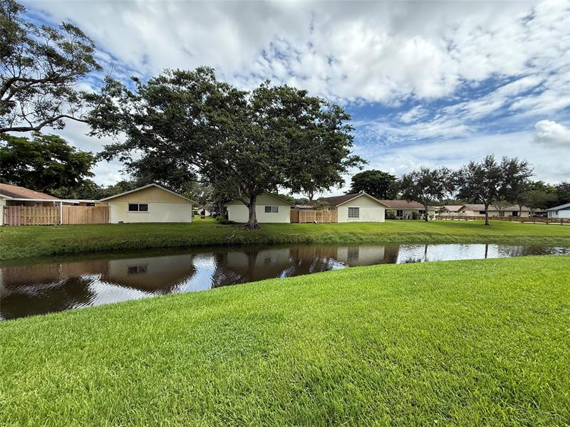 Image 39 of 40 For 3656 Citrus Trce  4