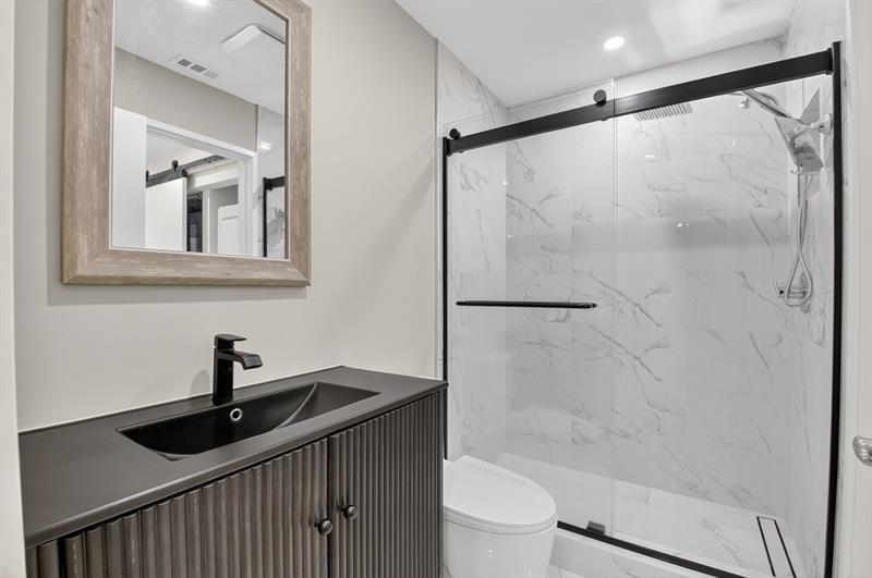 Image 19 of 32 For 9430 Boca Cove Cir  214