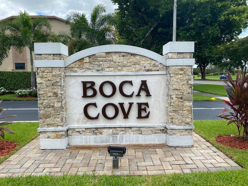 Image 4 of 32 For 9430 Boca Cove Cir  214