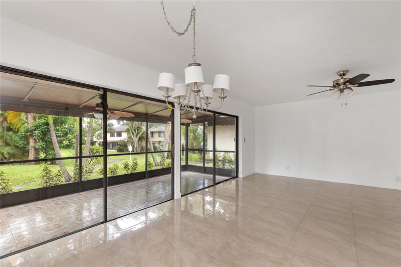 Image 14 of 43 For 5509 Dogwood Way  187