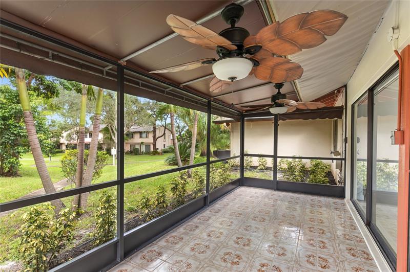 Image 33 of 43 For 5509 Dogwood Way  187