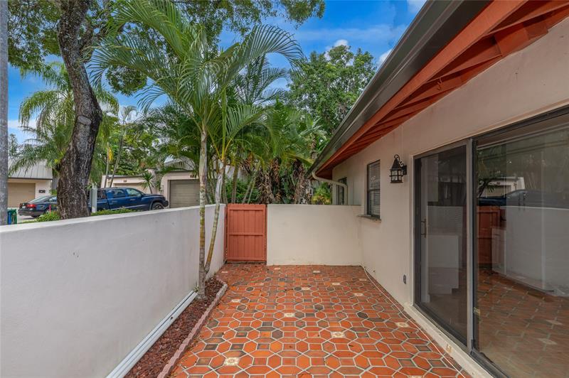 Image 37 of 43 For 5509 Dogwood Way  187