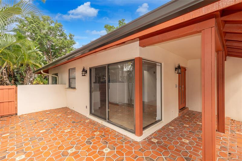 Image 39 of 43 For 5509 Dogwood Way  187