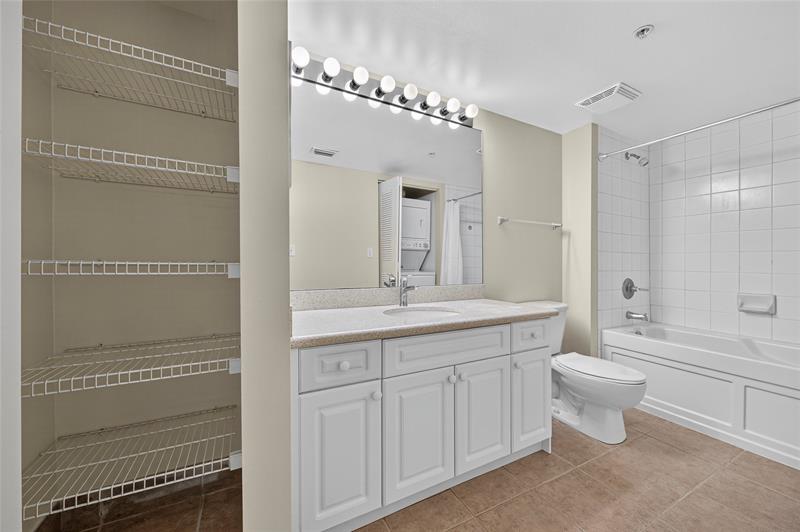 Image 17 of 20 For 520 5th Ave  2207