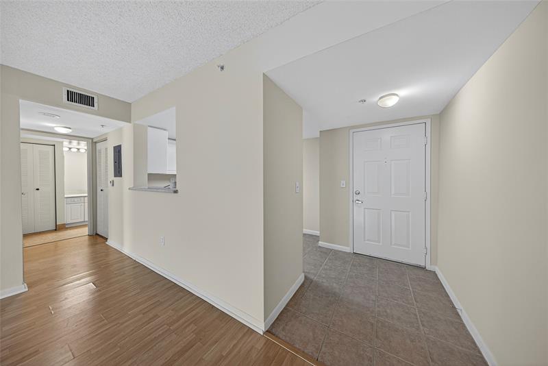 Image 8 of 20 For 520 5th Ave  2207
