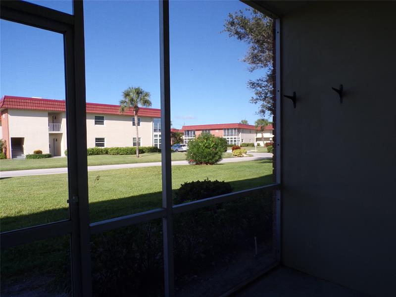 Image 10 of 11 For 106 Spring Lake Ct  104