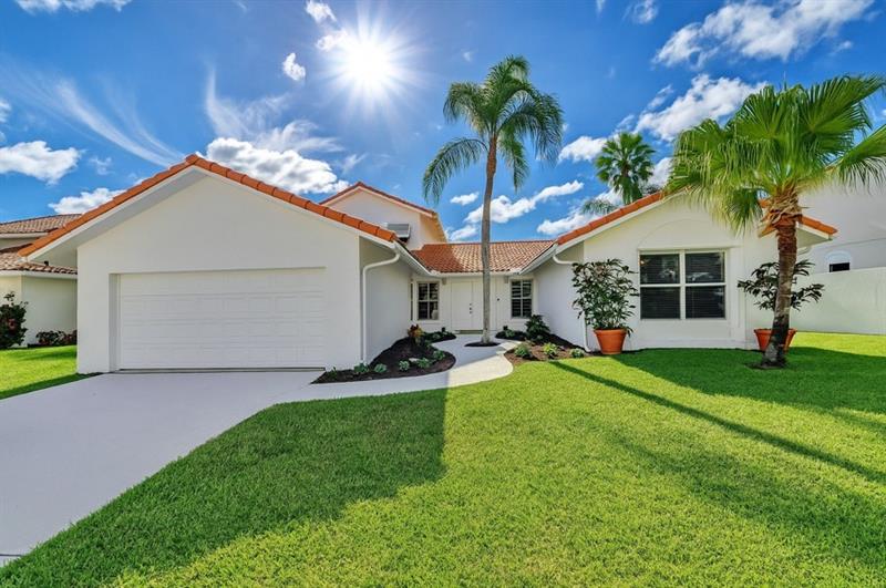 Listing Details for 1524 5th Ave, Boca Raton, FL 33432