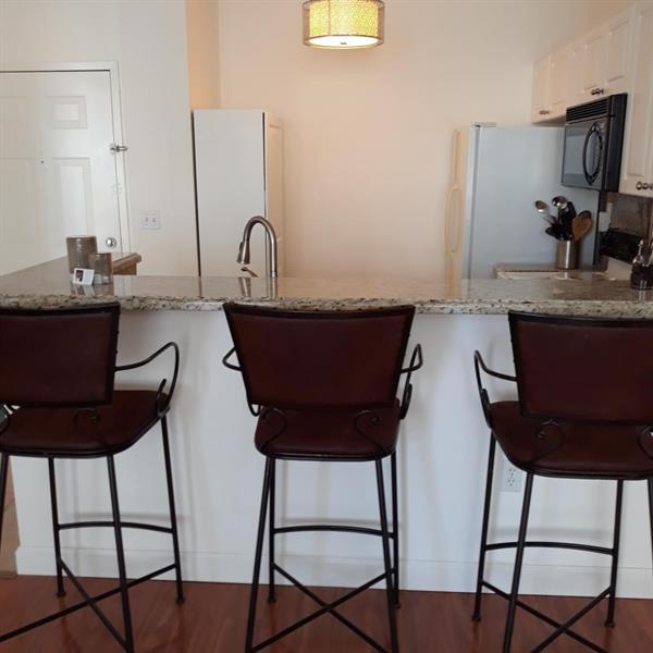 Image 6 of 33 For 520 5th Ave  3704