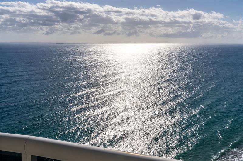 Image 10 of 63 For 3200 Ocean Blvd  2310