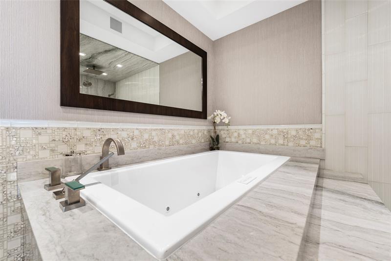 Image 21 of 63 For 3200 Ocean Blvd  2310