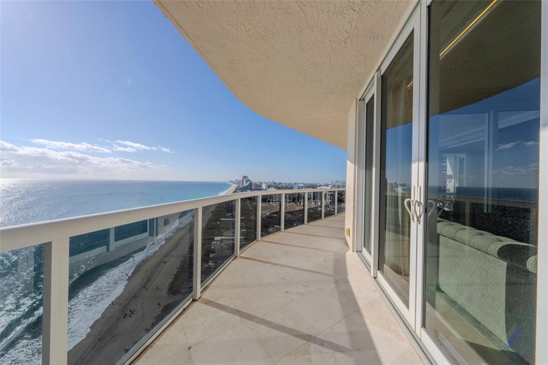 Image 34 of 63 For 3200 Ocean Blvd  2310