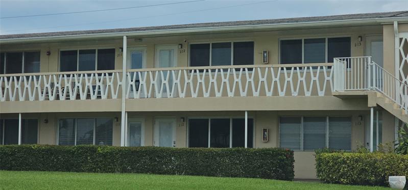 Image 3 of 37 For 900 Atlantic Shores Blvd  111