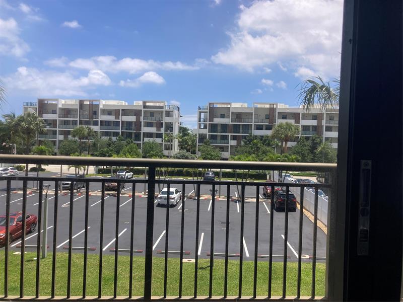 Image 23 of 23 For 3031 Ocean Blvd  303