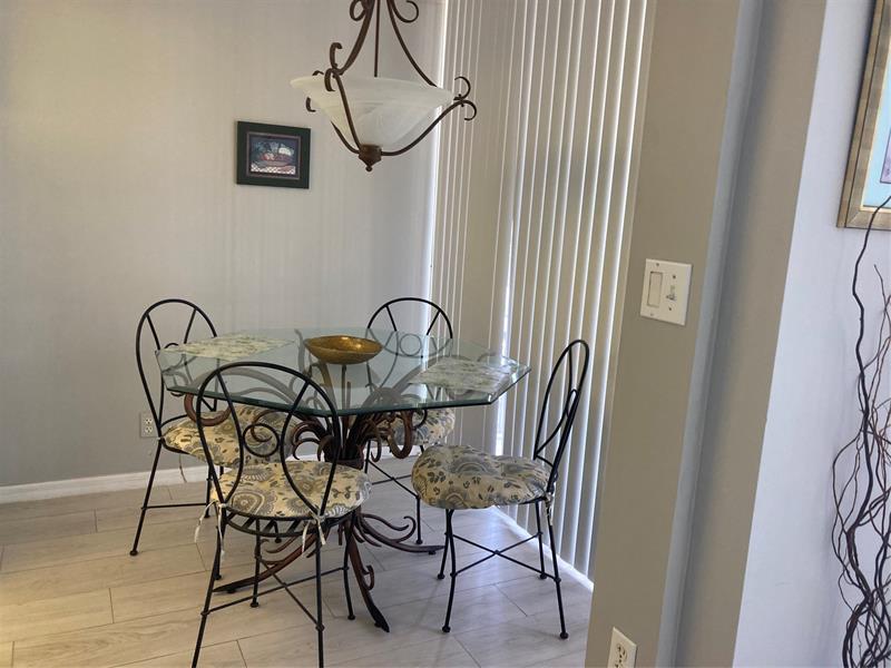 Image 7 of 23 For 3031 Ocean Blvd  303