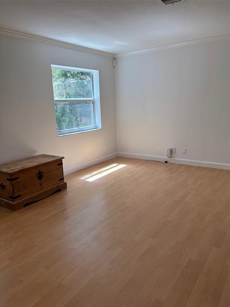 Image 24 of 25 For 1637 5th St  2