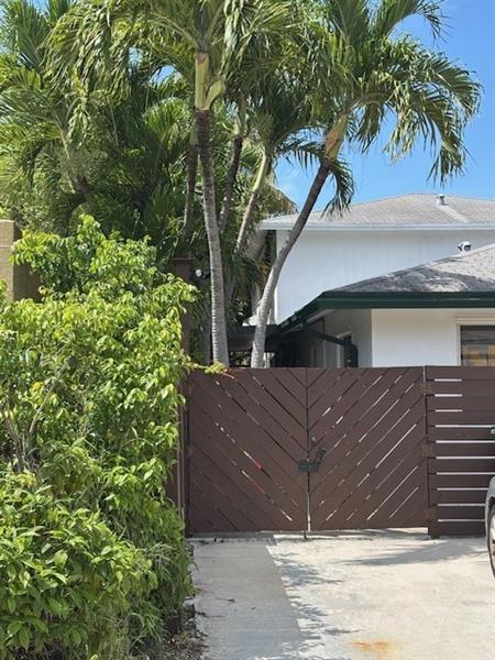 Image 3 of 25 For 1637 5th St  2