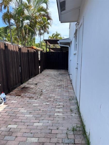 Image 8 of 25 For 1637 5th St  2