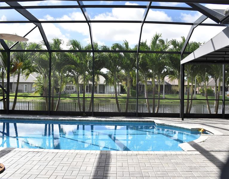 Image 30 of 47 For 10982 70th Ct