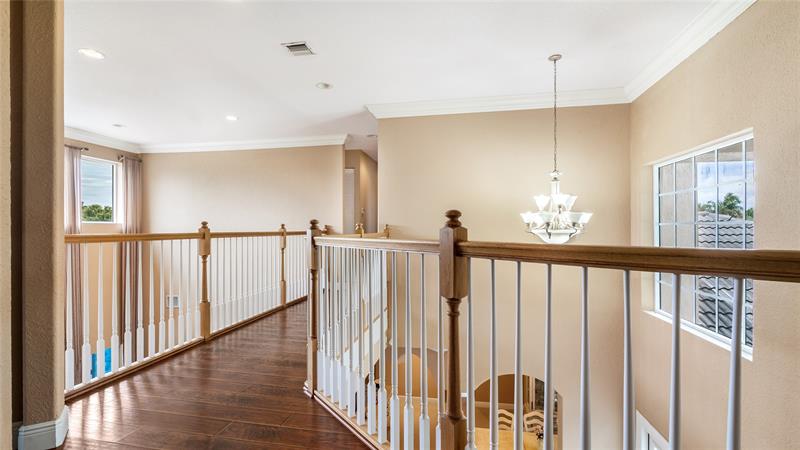 Image 37 of 47 For 10982 70th Ct