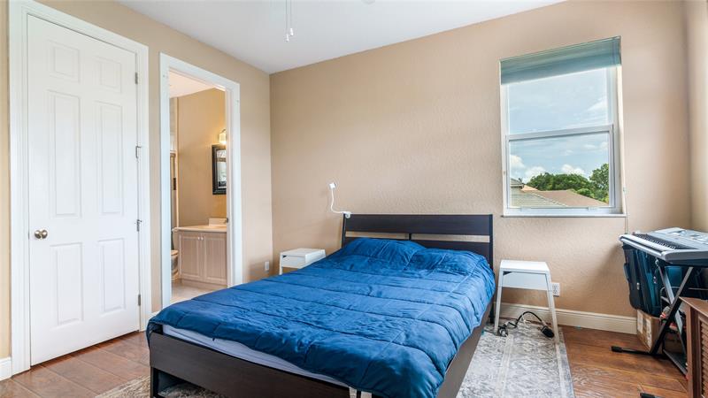 Image 44 of 47 For 10982 70th Ct