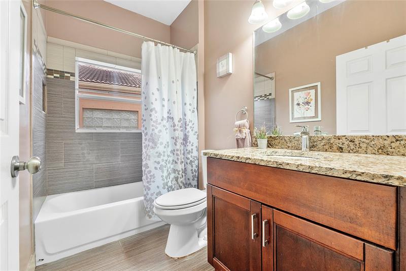 Image 15 of 52 For 4024 62nd Ct