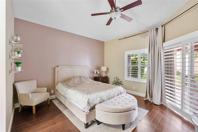 Image 23 of 52 For 4024 62nd Ct