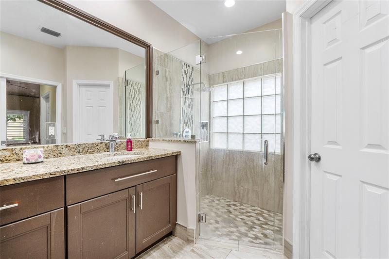 Image 27 of 52 For 4024 62nd Ct