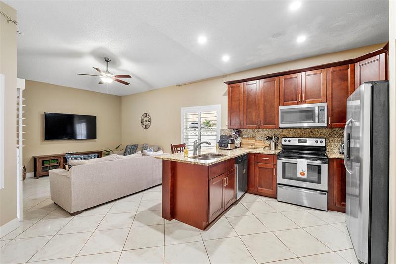 Image 3 of 52 For 4024 62nd Ct