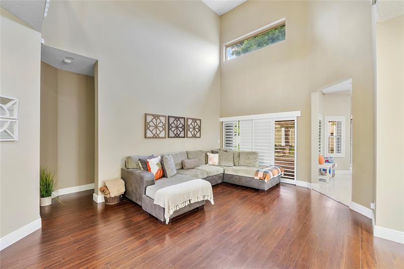 Image 5 of 52 For 4024 62nd Ct