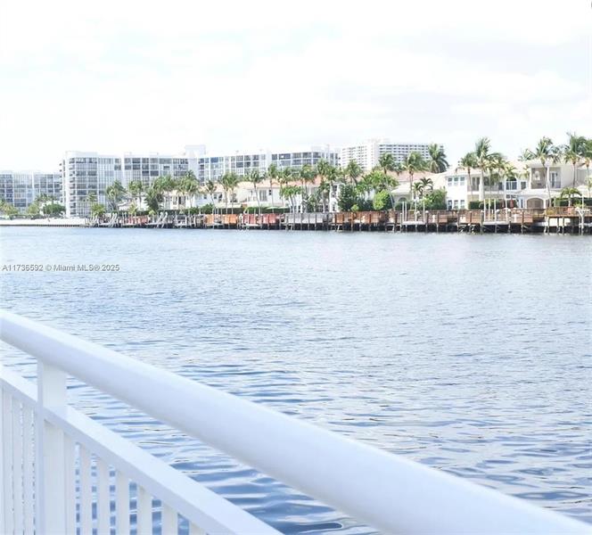 Image 5 of 17 For 1600 Ocean Dr  3j