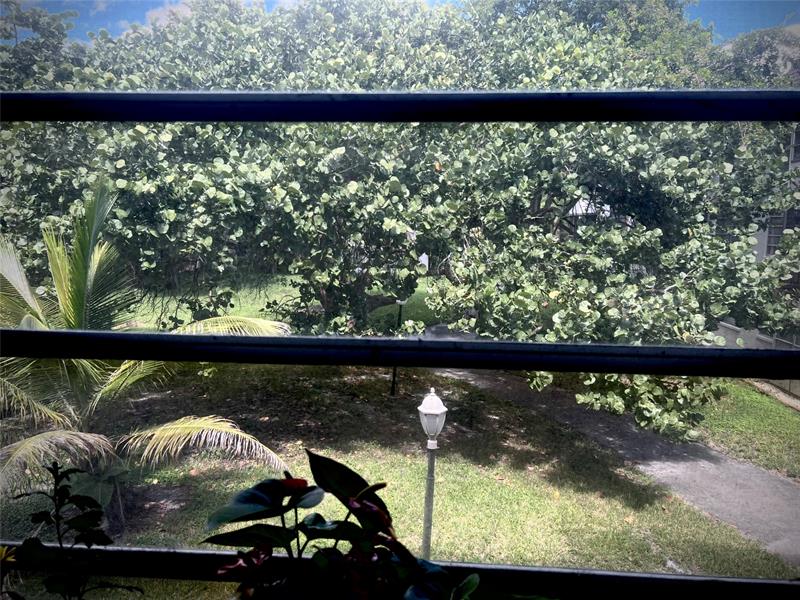 Image 22 of 42 For 7400 17th St  205