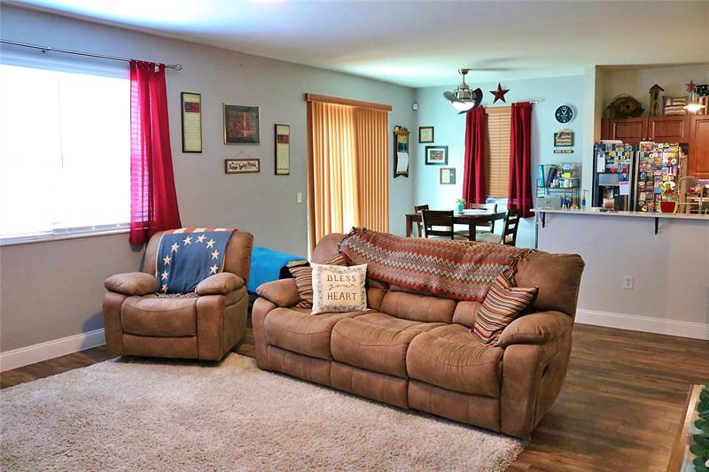 Image 10 of 45 For 2872 1st Dr  