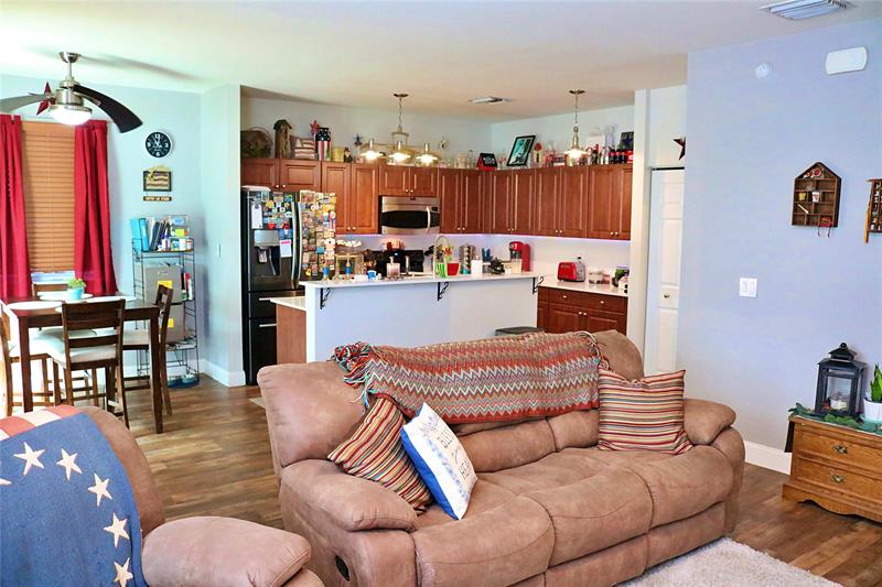 Image 13 of 45 For 2872 1st Dr  