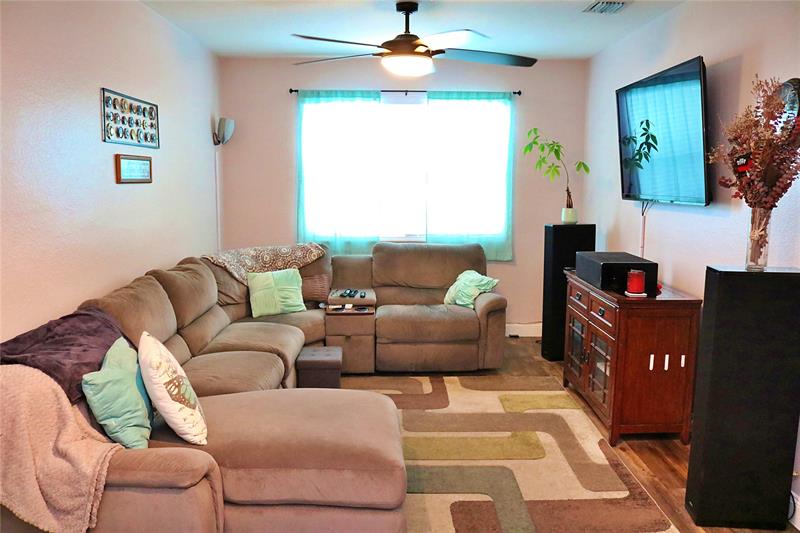 Image 8 of 45 For 2872 1st Dr  