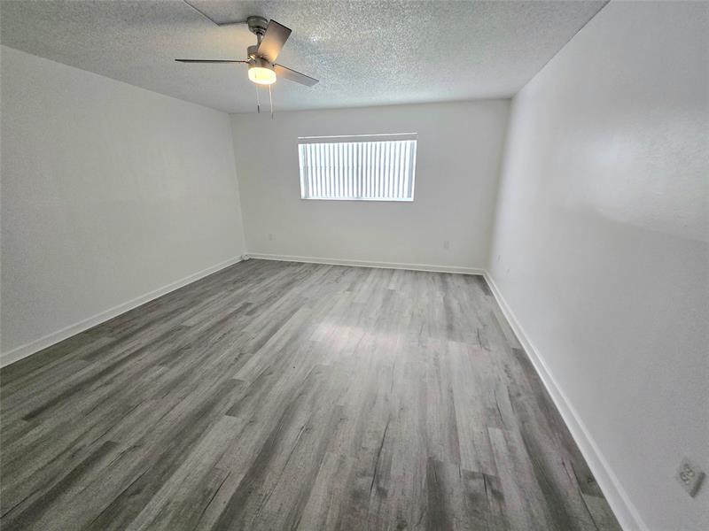 Image 12 of 24 For 6503 Winfield Blvd  107-d