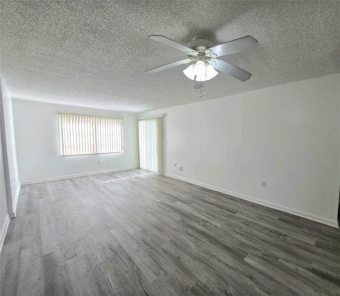 Image 8 of 24 For 6503 Winfield Blvd  107-d