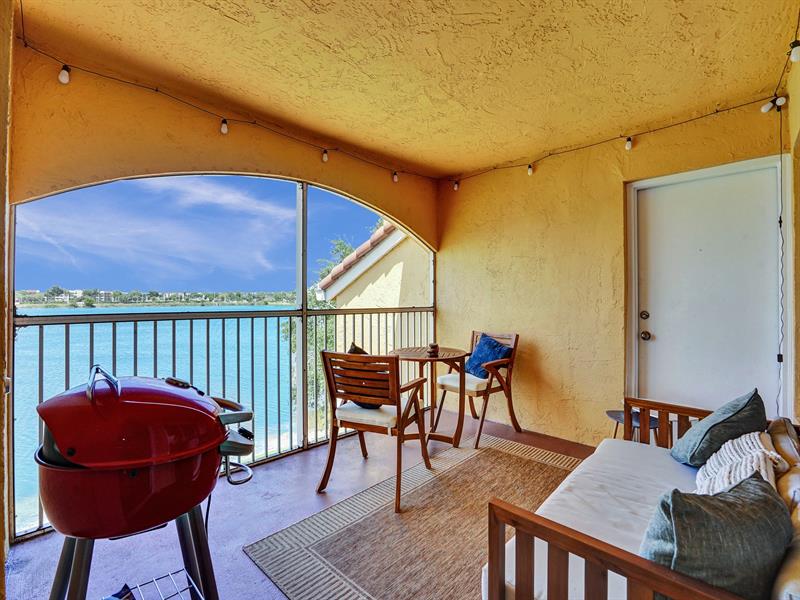 Details for 2351 33rd St  513, Oakland Park, FL 33309