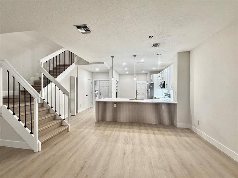 Image 4 of 49 For 6366 Longboat Lane  G104